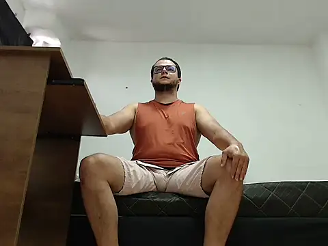 Masterboy00 online show from April 13, 2:43 pm