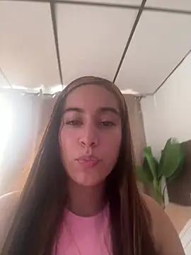 Aitana Lux online show from April 13, 7:07 pm