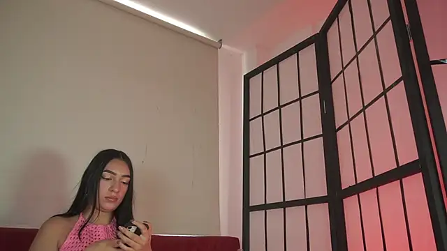 missallydoll online show from April 18, 2:30 pm