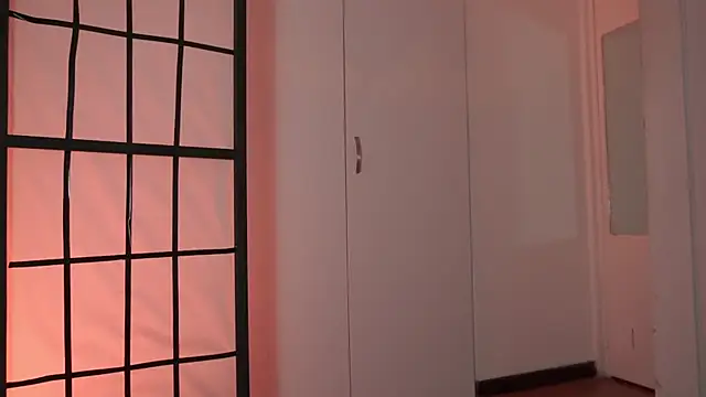 missallydoll online show from May 9, 11:24 am