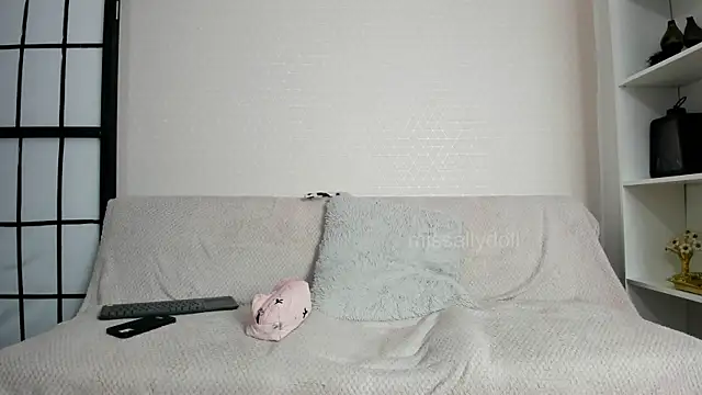 missallydoll online show from June 1, 11:10 am