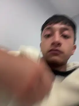 Snapshot of Aaron_Brink_ chatting on April 10, 1:07 pm Aaron Brink online show from April 10, 1:07 pm