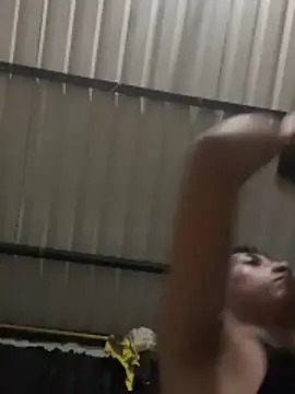 Snapshot of Aaron_Brink_ chatting on April 10, 1:01 am Aaron Brink online show from April 10, 1:01 am