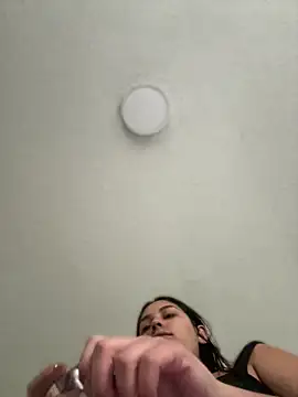 Snapshot of Lucyfer-fire chatting on April 23, 11:16 am Lucyfer-fire online show from April 23, 11:16 am