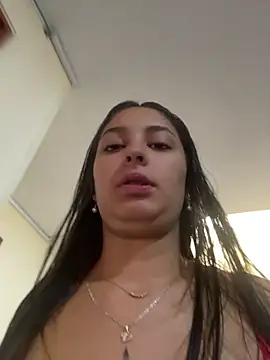 Snapshot of Lucyfer-fire chatting on May 15, 11:41 am Lucyfer-fire online show from May 15, 11:41 am