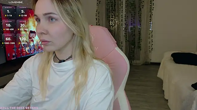 xxYourHoney online show from April 10, 11:34 pm