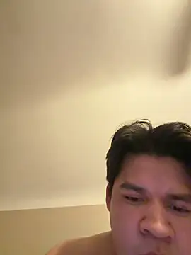 Snapshot of jaelpm09 chatting on April 10, 2:40 am jaelpm09 online show from April 10, 2:40 am