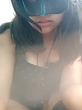 MorriganRosee online show from May 22, 3:32 pm