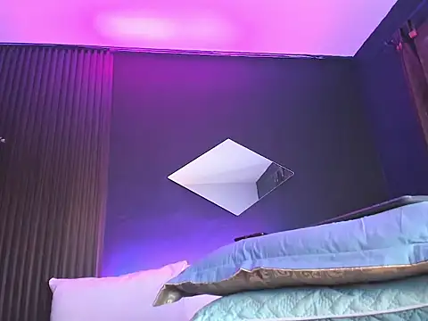 Snapshot of kyle_jordanx chatting on May 6, 3:54 am kyle jordanx online show from May 6, 3:54 am