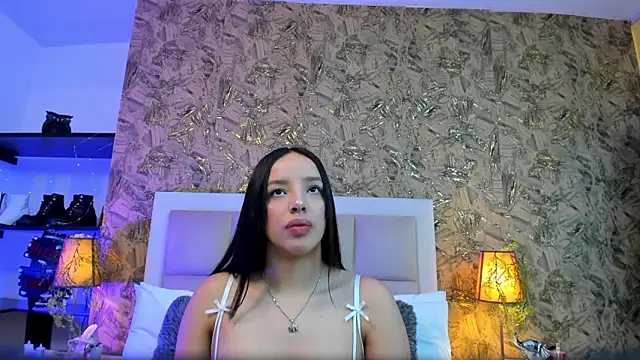 Snapshot of ValkyriaSteel chatting on May 14, 11:40 am ValkyriaSteel online show from May 14, 11:40 am