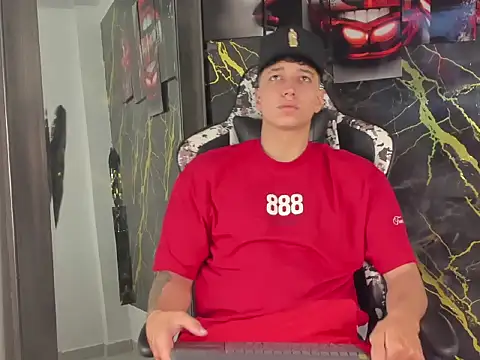 eithan boy  online show from April 18, 11:45 am