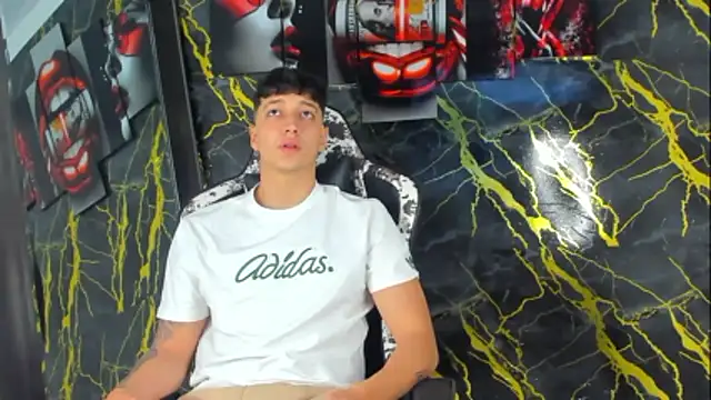 eithan boy  online show from April 16, 12:06 pm