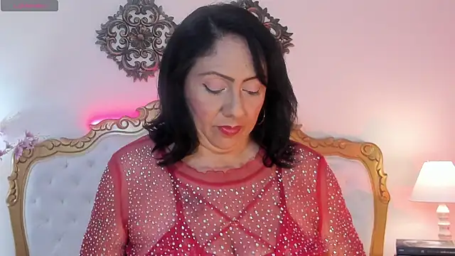 AlexandraMilf1 online show from April 16, 9:39 pm