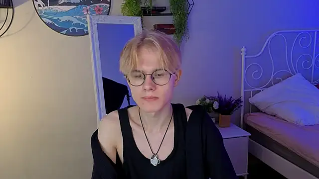 Liam Blair online show from April 11, 5:59 am