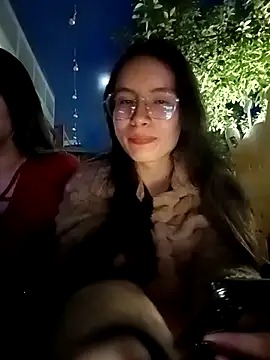 Lilith0423 online show from May 28, 11:32 pm