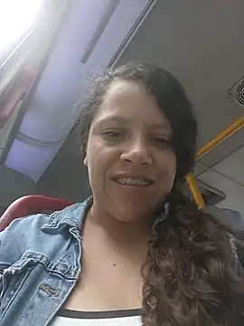 angelplu online show from April 24, 4:53 pm