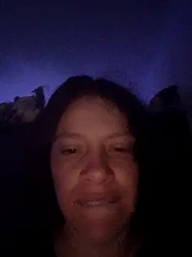 angelplu online show from April 17, 8:11 pm