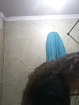 angelplu online show from April 15, 6:45 pm