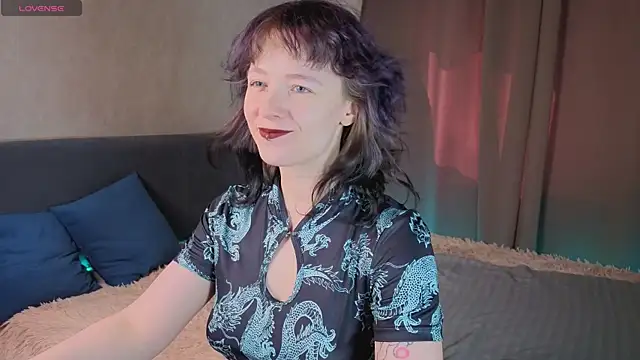 Ricki Bloom online show from May 4, 9:01 am