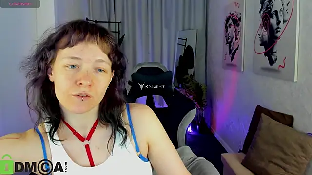 Ricki Bloom online show from June 3, 9:32 am