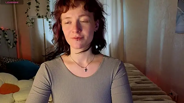Ricki Bloom online show from May 11, 9:21 am