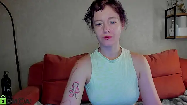 Snapshot of Ricki_Bloom chatting on June 11, 1:16 am Ricki Bloom online show from June 11, 1:16 am