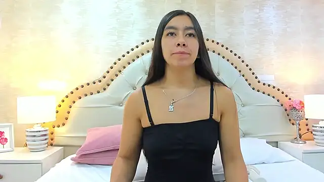 Snapshot of AlenaColeman chatting on June 27, 12:55 pm AlenaColeman online show from June 27, 12:55 pm