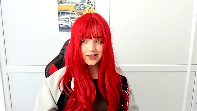 Snapshot of Caroline_cutte chatting on April 17, 7:00 am Caroline cutte online show from April 17, 7:00 am