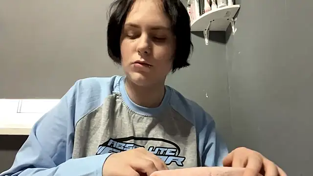 Hissokai online show from April 10, 1:40 pm