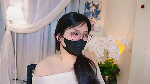 Chan Chann online show from May 4, 2:15 am