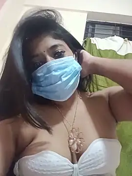 dearmona00 online show from June 15, 5:34 pm