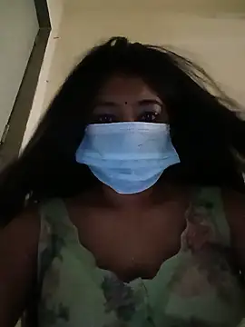 dearmona00 online show from May 20, 9:39 am