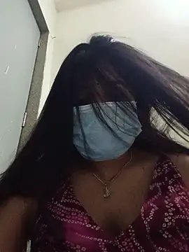 dearmona00 online show from May 26, 4:38 pm