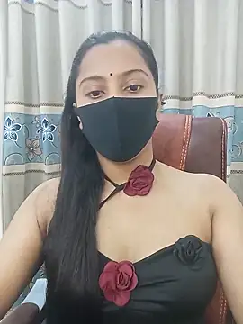 Snapshot of zareen_approach chatting on June 9, 5:03 pm zareen approach online show from June 9, 5:03 pm