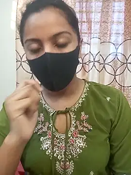 zareen approach online show from April 24, 11:23 am