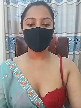 Snapshot of zareen_approach chatting on June 16, 10:37 am zareen approach online show from June 16, 10:37 am