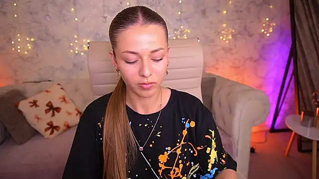 DoveLovee online show from May 5, 12:52 pm