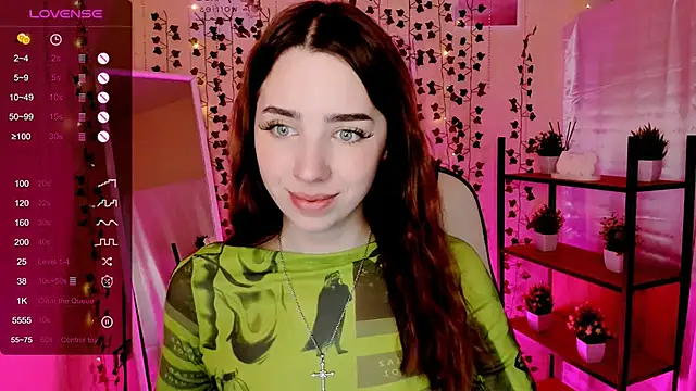 CharliGrace  online show from May 8, 6:50 am