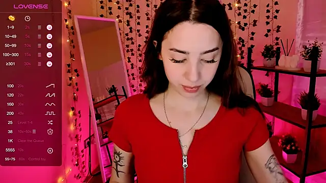 CharliGrace  online show from May 2, 8:08 am
