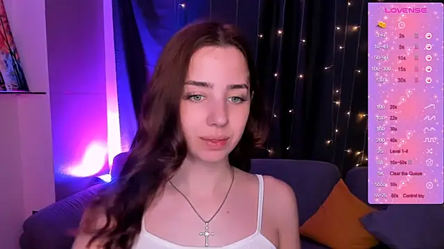 Snapshot of CharliGrace_ chatting on July 9, 8:15 am CharliGrace online show from July 9, 8:15 am