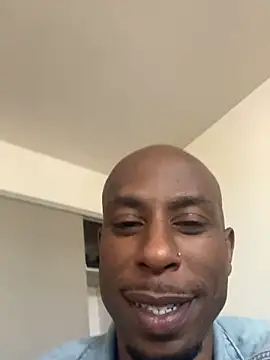 Mrhandsomeazz online show from May 9, 12:36 am