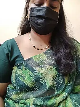 Stephaniee27 online show from May 29, 7:03 am
