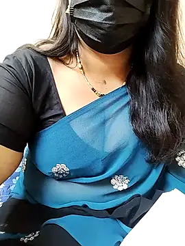 Stephaniee27 online show from June 10, 6:25 am
