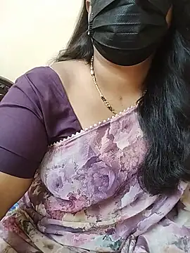 Stephaniee27 online show from July 10, 6:24 am