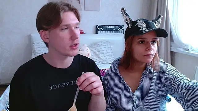 The Slutty Fox online show from May 7, 11:46 am