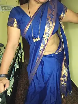 Snapshot of ur_love_kannada1 chatting on July 18, 11:41 am ur love kannada1 online show from July 18, 11:41 am