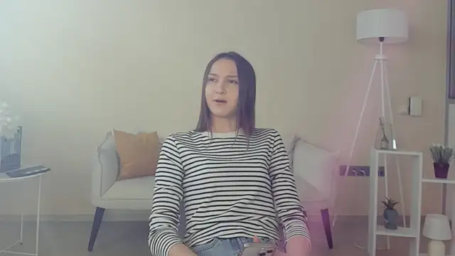 MellieLaliberte online show from April 15, 1:48 pm