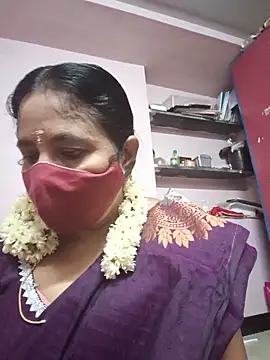 Tamilaunty35 online show from May 22, 3:54 pm