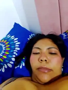Izel  online show from April 28, 2:49 am