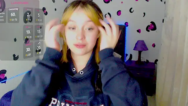 vero doll12 online show from May 19, 1:51 pm